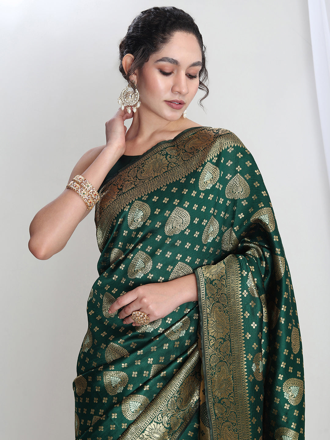 Janasya Green Silk Blend Ethnic Motifs Jacquard Saree | Swadesiicart
