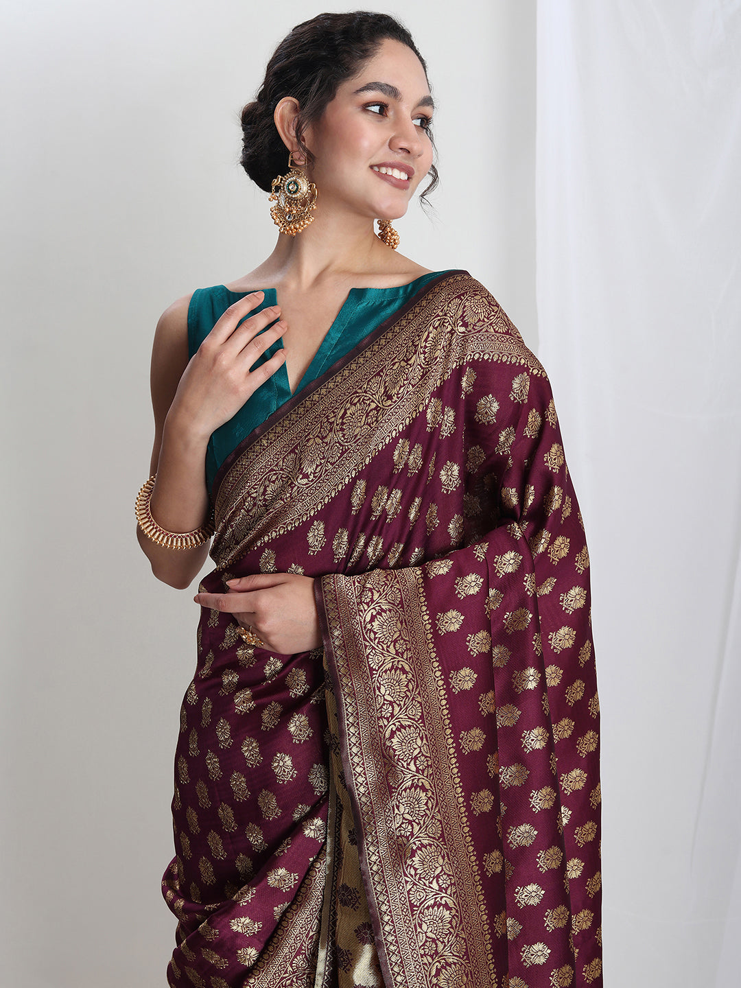 Janasya Purple Silk Blend Ethnic Motifs Jacquard Saree | Swadesiicart