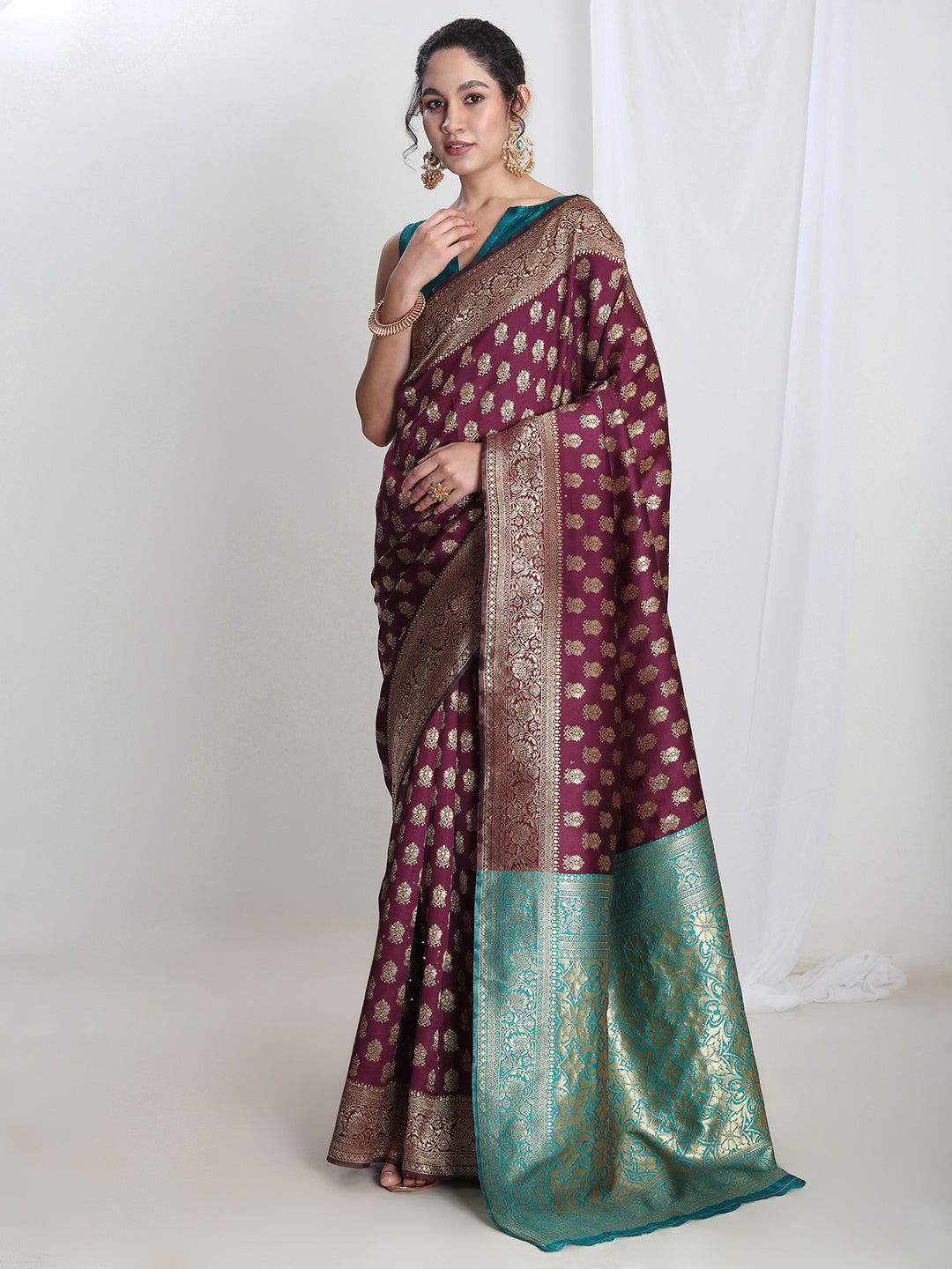 Janasya Purple Silk Blend Ethnic Motifs Jacquard Saree | Swadesiicart