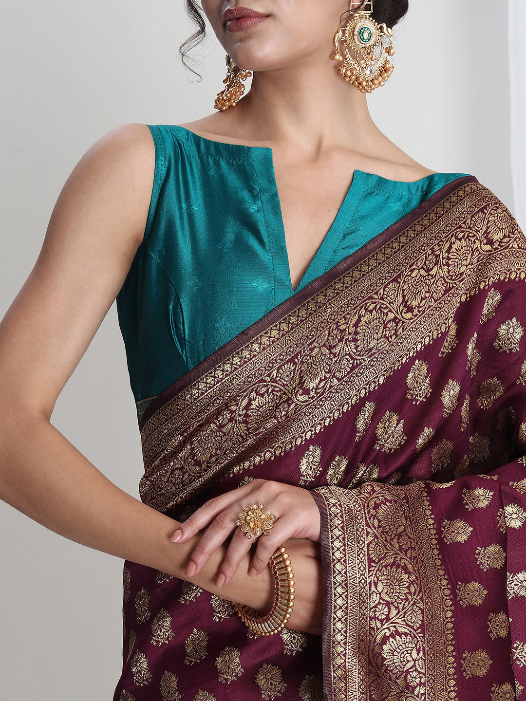 Janasya Purple Silk Blend Ethnic Motifs Jacquard Saree | Swadesiicart