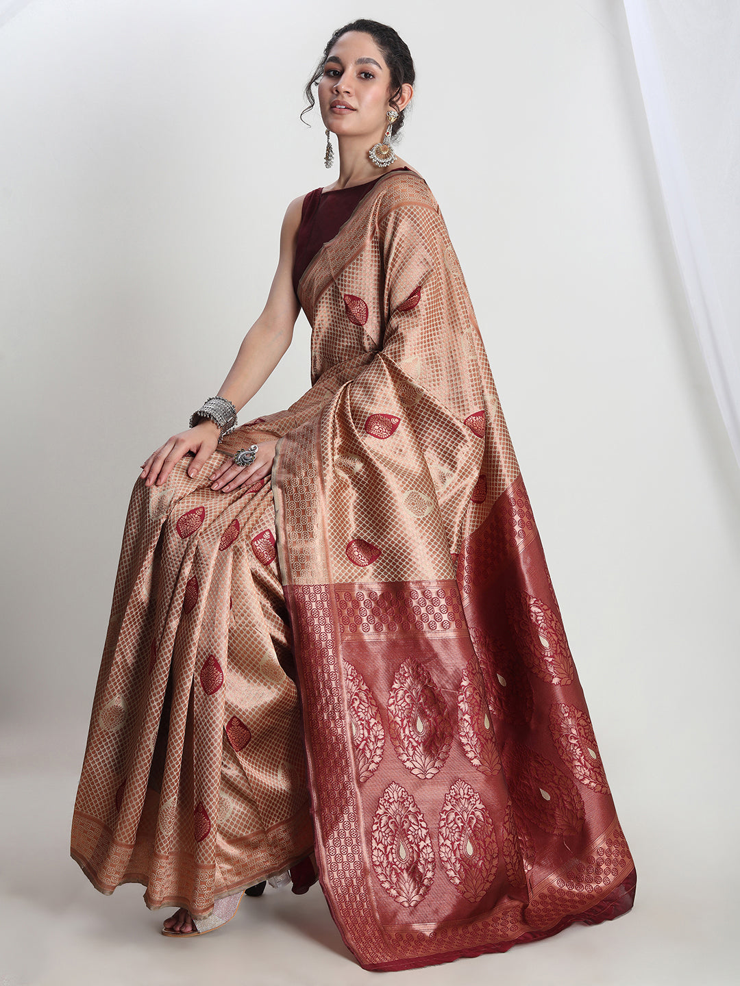 Janasya Beige Silk Blend Ethnic Printed Jacquard Saree | Swadesiicart