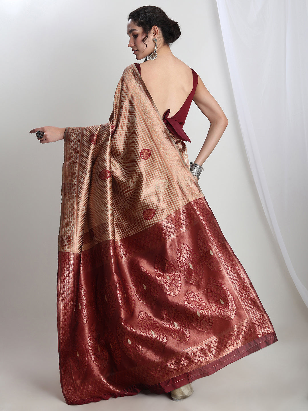 Janasya Beige Silk Blend Ethnic Printed Jacquard Saree | Swadesiicart