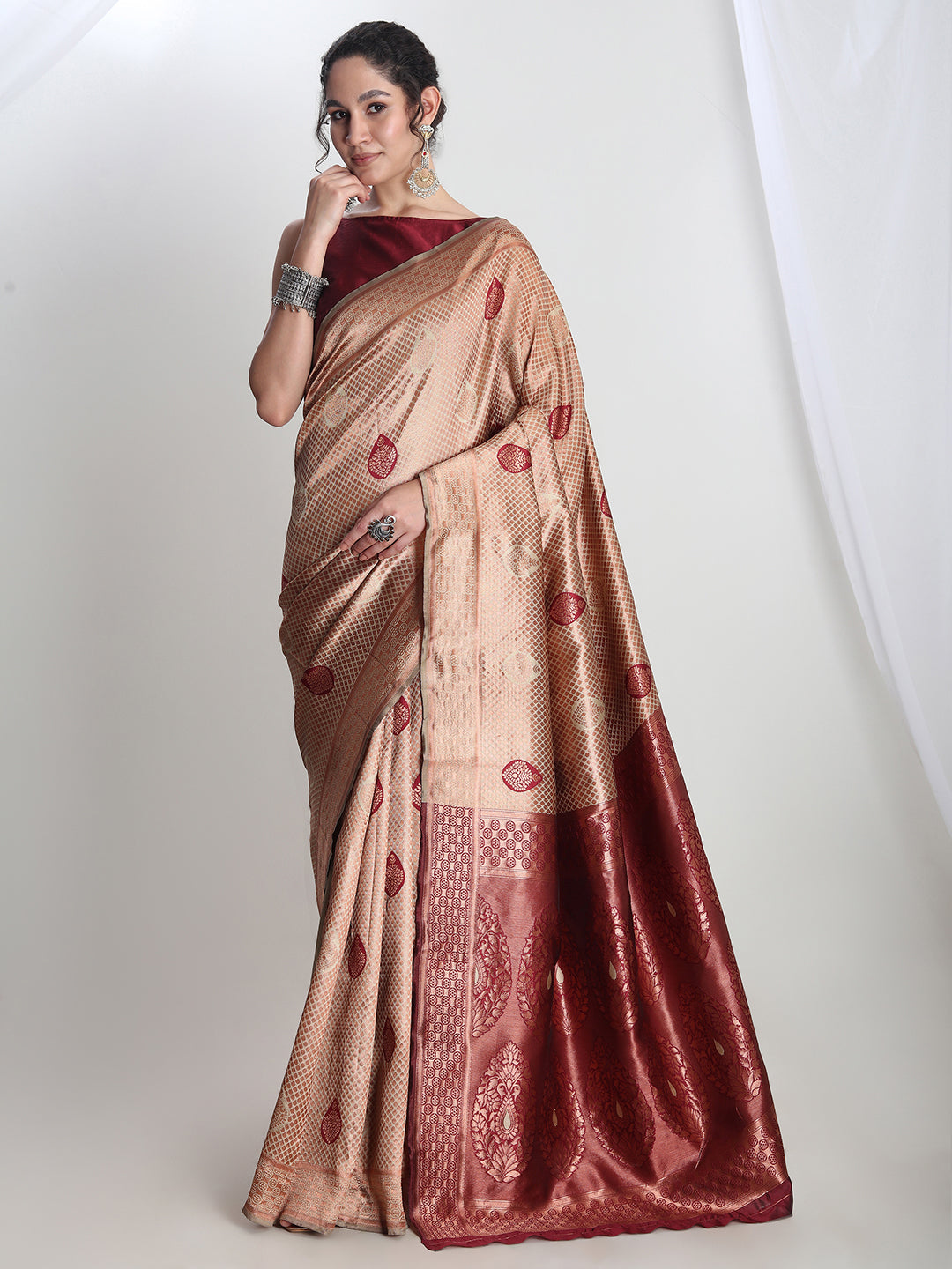 Janasya Beige Silk Blend Ethnic Printed Jacquard Saree | Swadesiicart