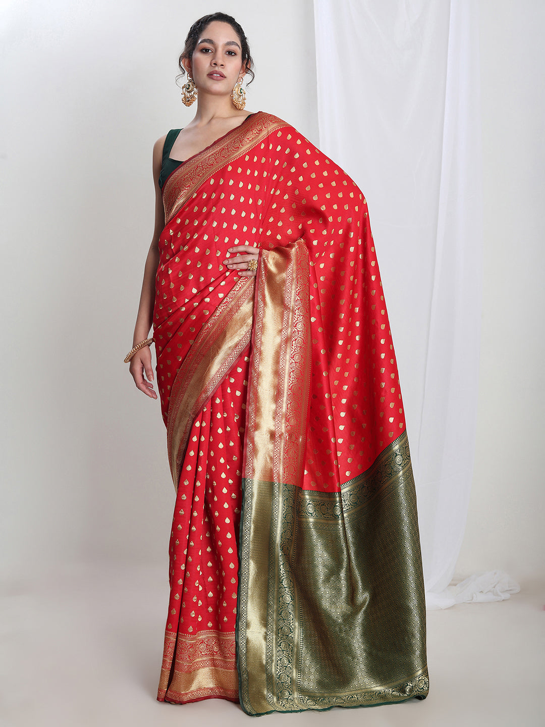Janasya Red Silk Blend Ethnic Motifs Jacquard Saree | Swadesiicart