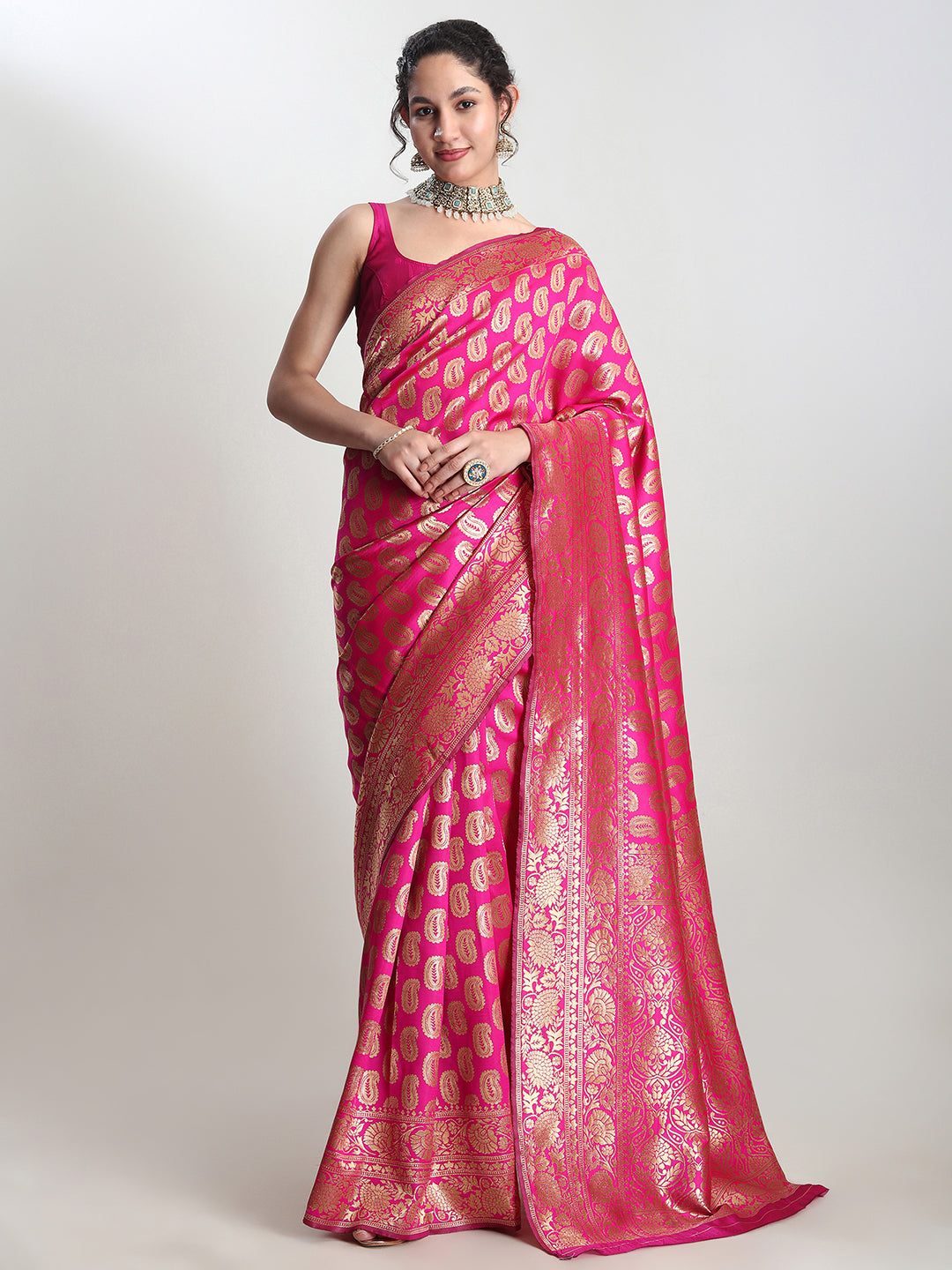 Janasya Pink Silk Blend Paisley Jacquard Saree | Swadesiicart