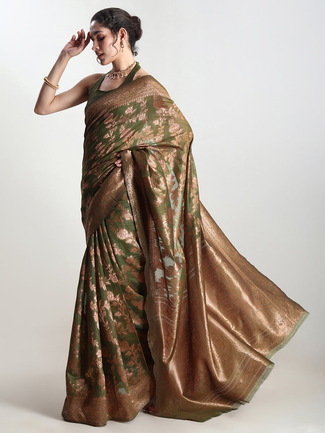 Janasya Green Silk Blend Floral Jacquard Saree | Swadesiicart