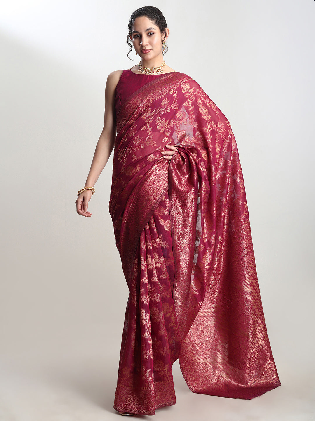 Janasya Magenta Silk Blend Floral Jacquard Saree | Swadesiicart