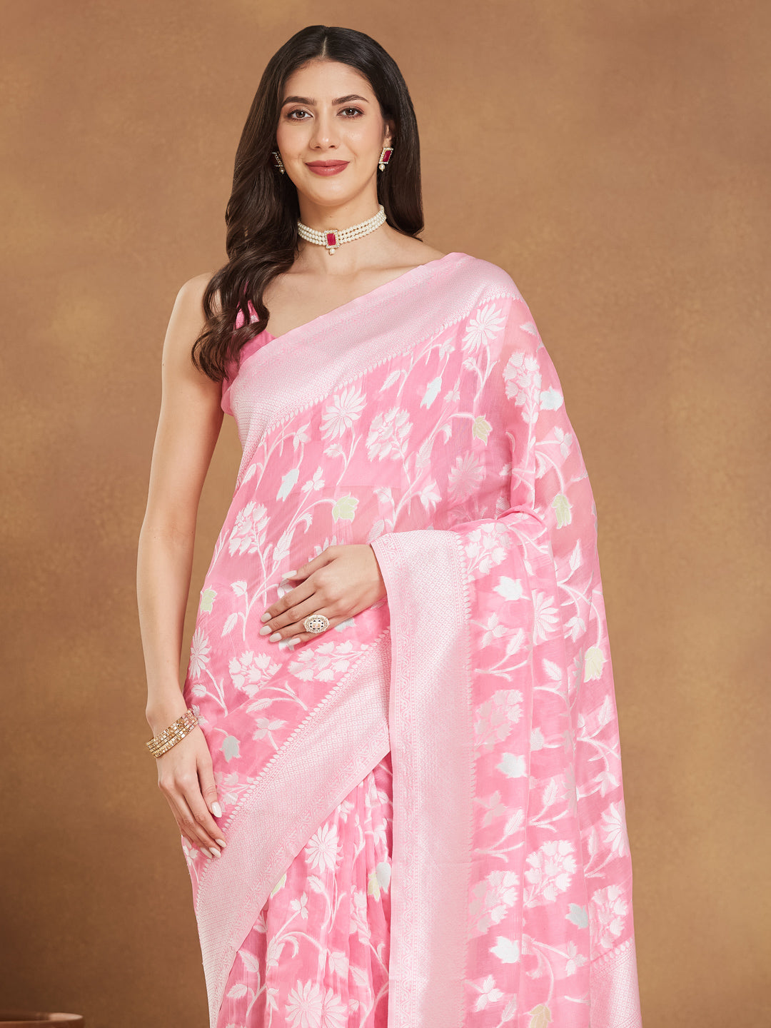 Janasya Light Pink Silk Blend Floral Jacquard Saree | Swadesiicart