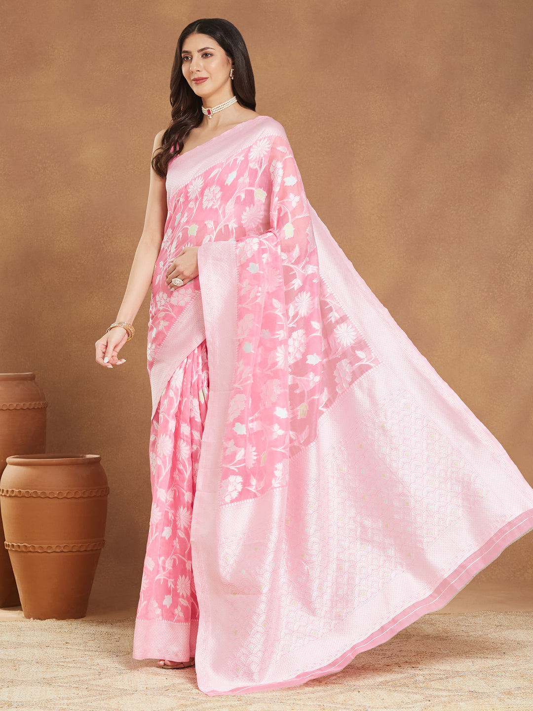Janasya Light Pink Silk Blend Floral Jacquard Saree | Swadesiicart
