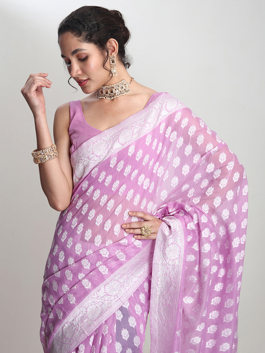 Janasya Lavender Silk Blend Floral Jacquard Saree | Swadesiicart