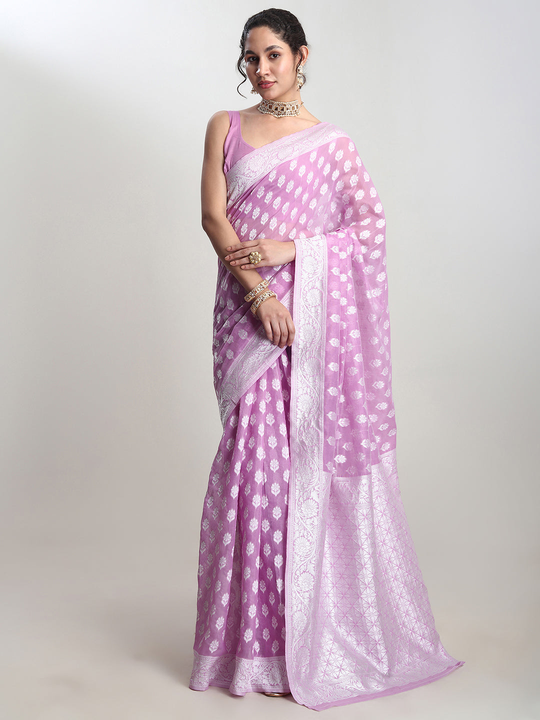 Janasya Lavender Silk Blend Floral Jacquard Saree | Swadesiicart