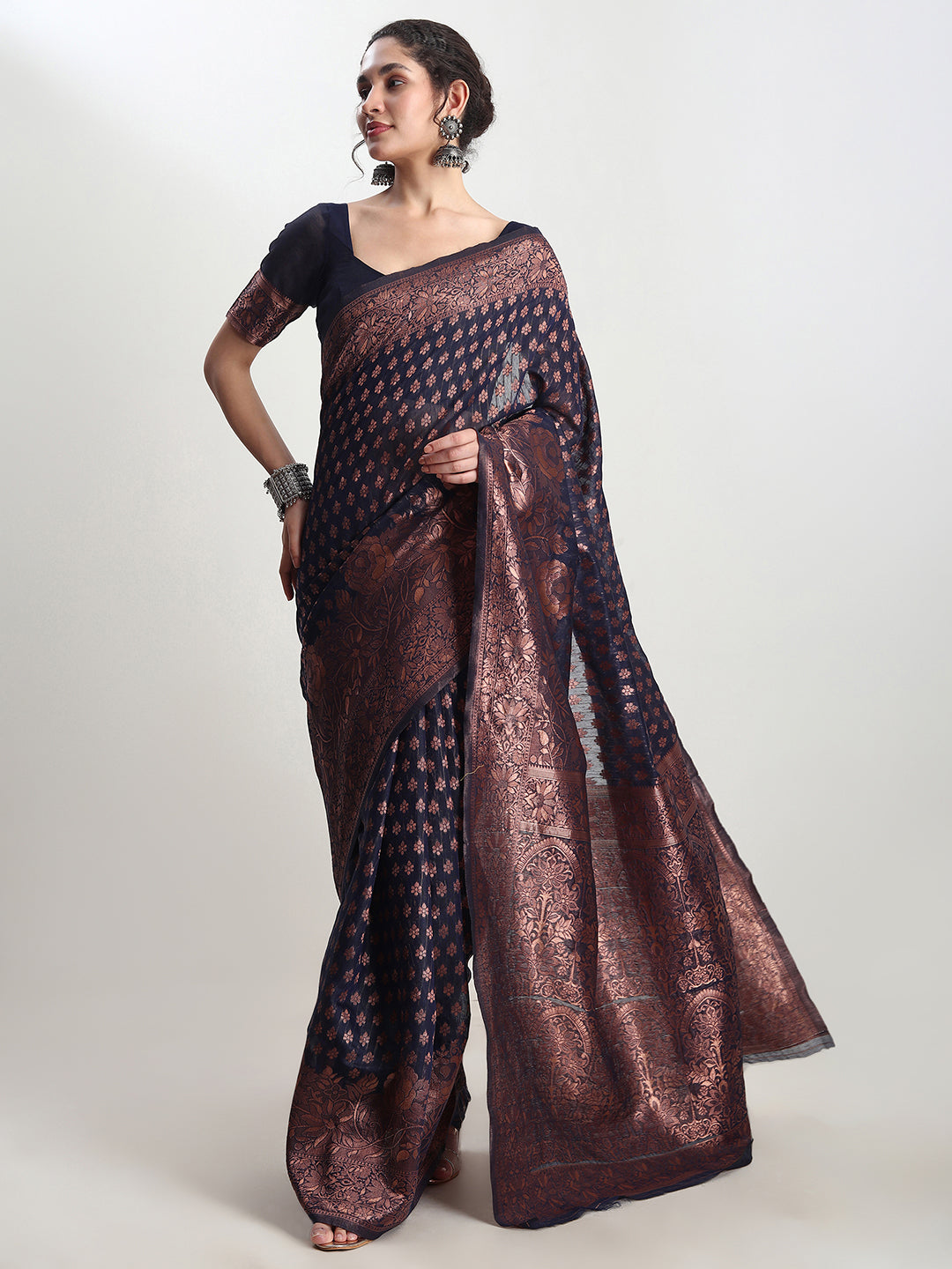 Janasya Indigo Silk Blend Floral Jacquard Saree | Swadesiicart