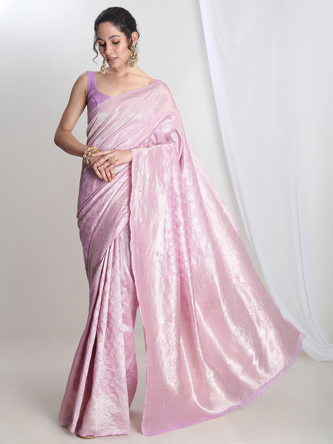 Janasya Lavender Silk Blend Leaf Motifs Jacquard Saree | Swadesiicart