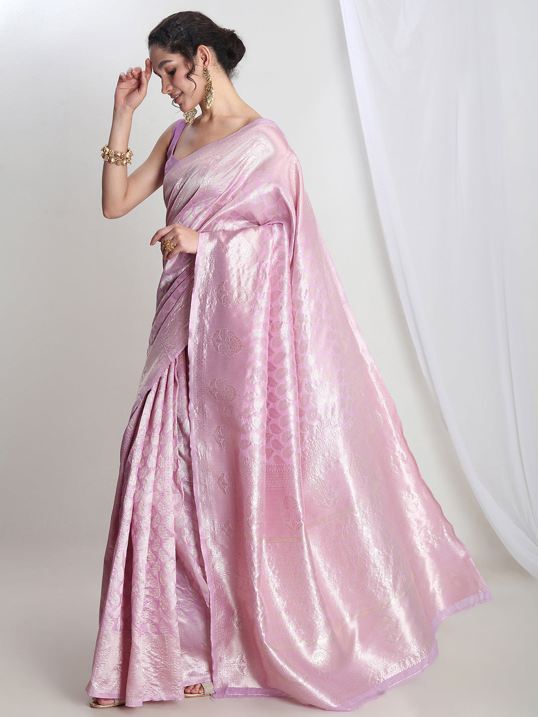 Janasya Lavender Silk Blend Leaf Motifs Jacquard Saree | Swadesiicart