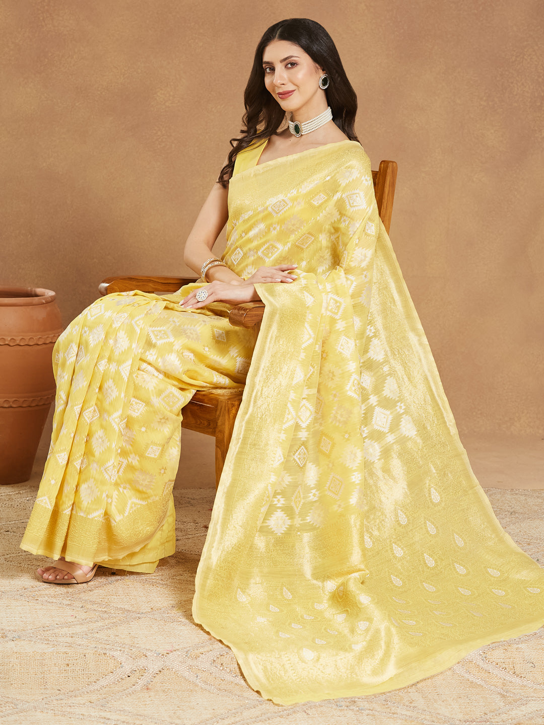 Janasya Yellow Silk Blend Geometric Jacquard Saree | Swadesiicart