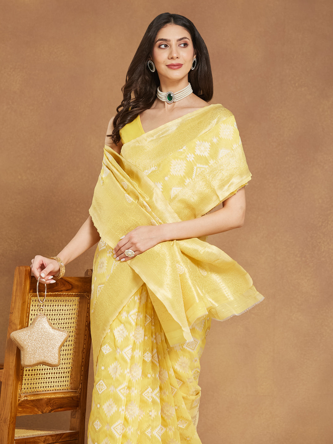 Janasya Yellow Silk Blend Geometric Jacquard Saree | Swadesiicart