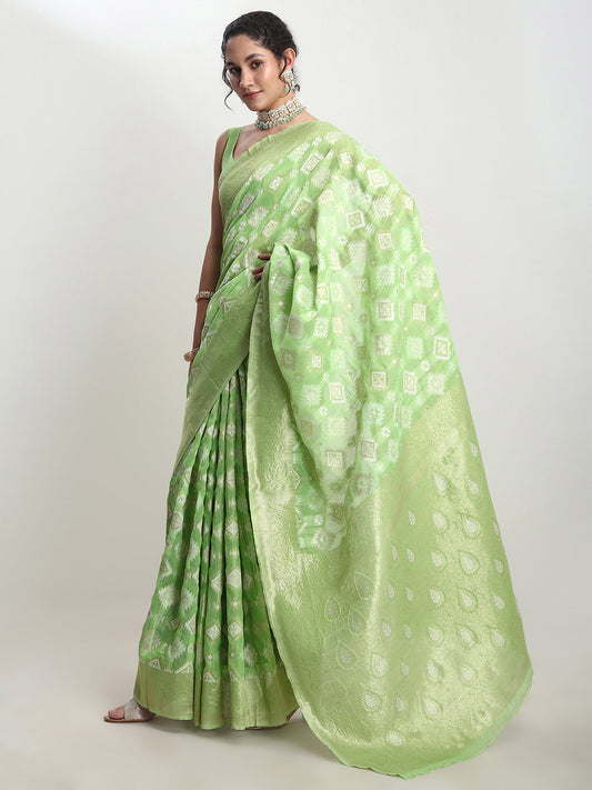 Janasya Green Silk Blend Geometric Jacquard Saree | Swadesiicart