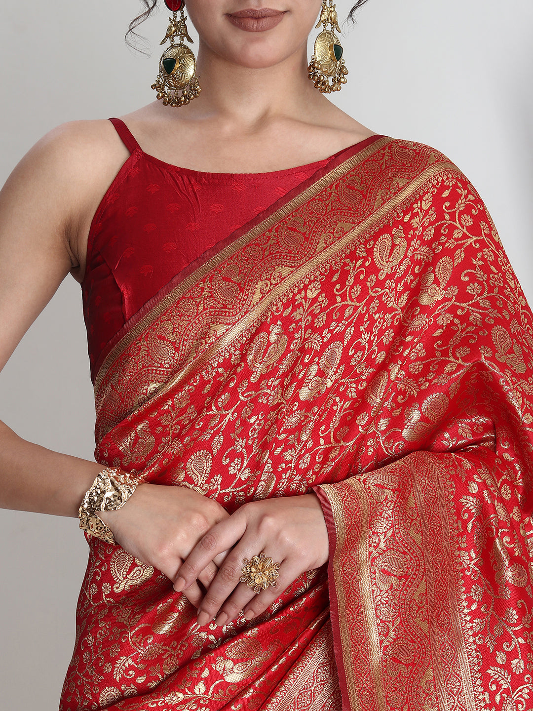 Janasya Red Silk Blend Floral Jacquard Saree | Swadesiicart