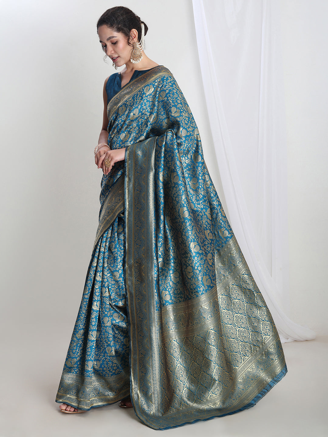 Janasya Teal Blue Silk Blend Floral Jacquard Saree | Swadesiicart