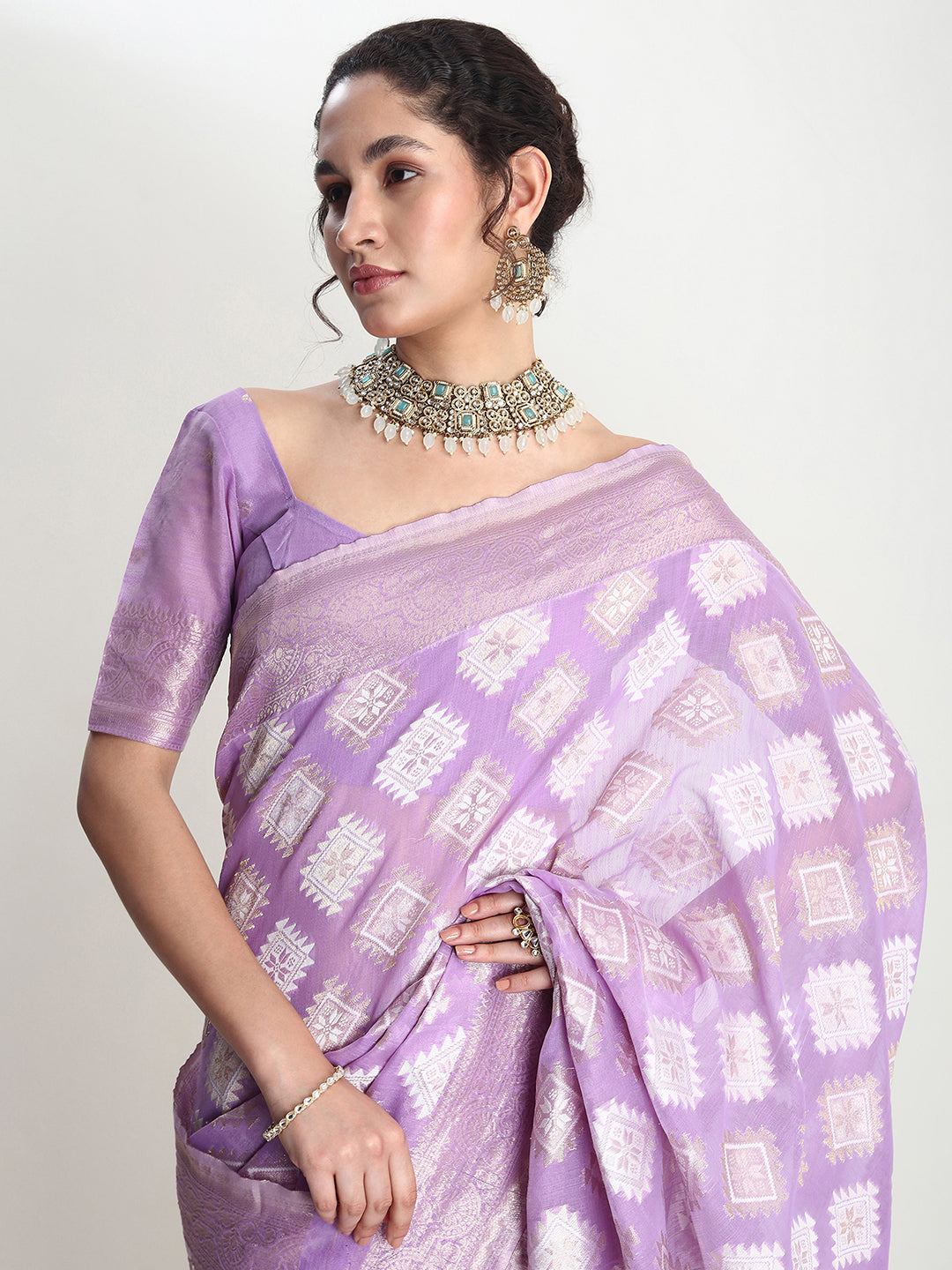 Janasya Lavender Silk Blend Geometric Jacquard Saree | Swadesiicart