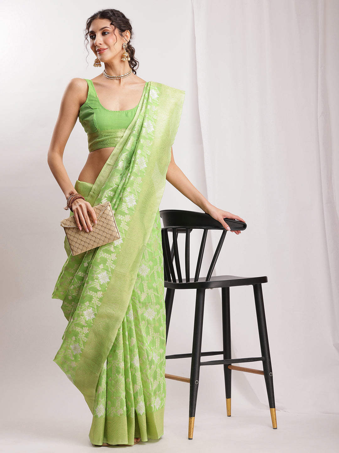Janasya Green Silk Blend Geometric Jacquard Saree | Swadesiicart