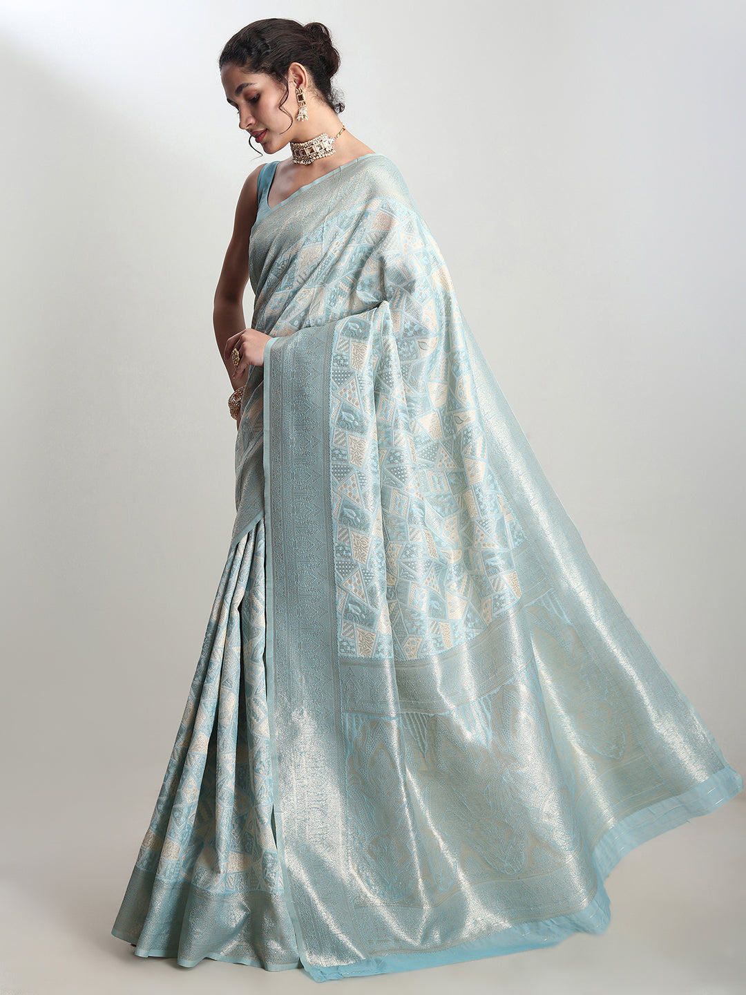 Janasya Sky Blue Silk Blend Geometric Jacquard Saree | Swadesiicart