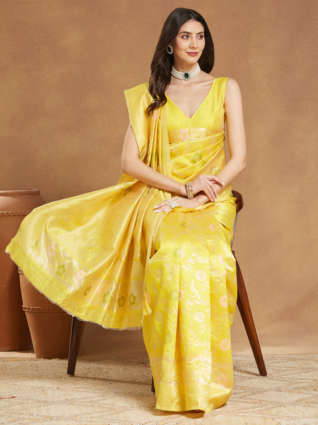 Janasya Yellow Silk Blend Floral Jacquard Saree | Swadesiicart