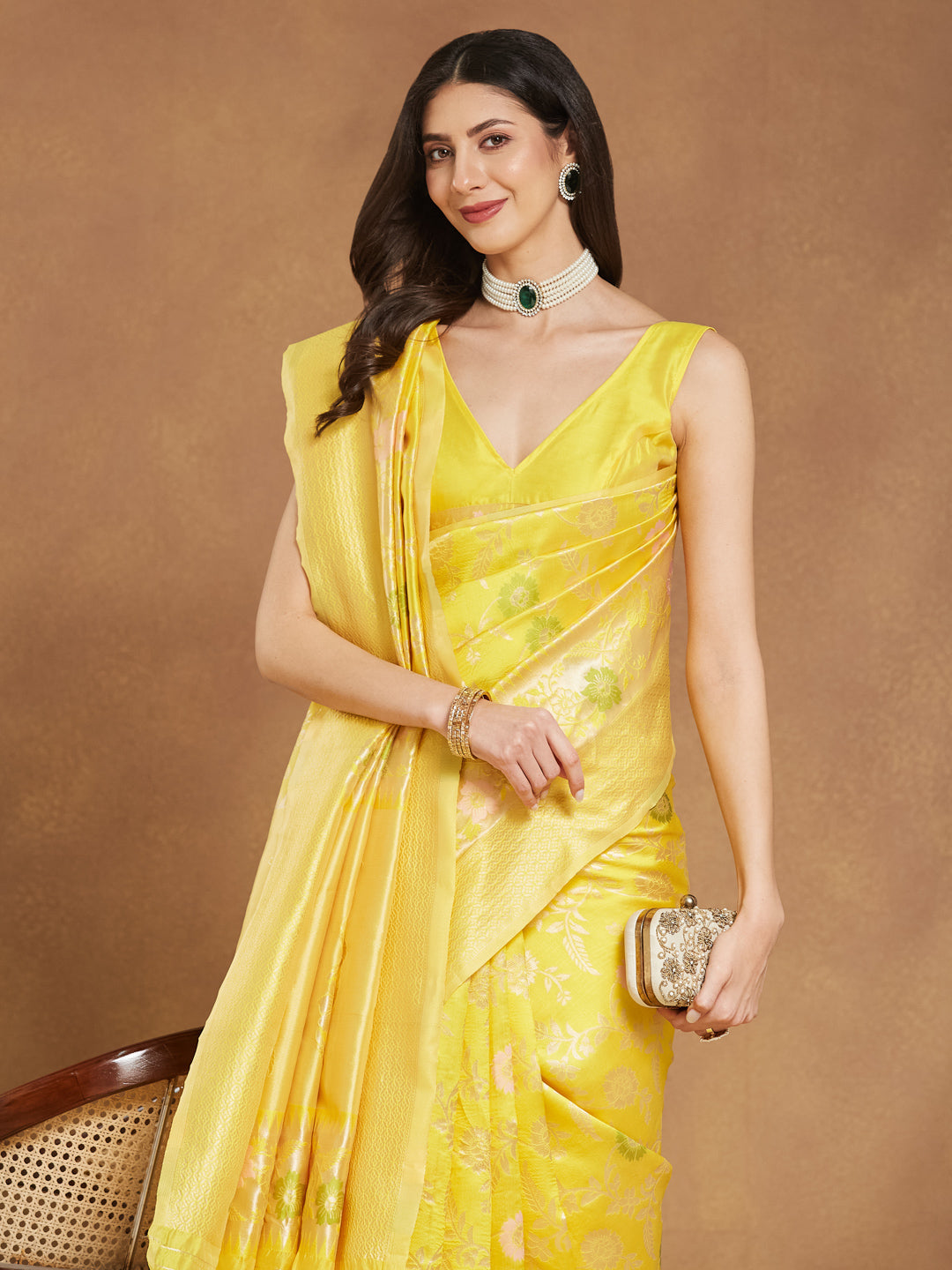 Janasya Yellow Silk Blend Floral Jacquard Saree | Swadesiicart