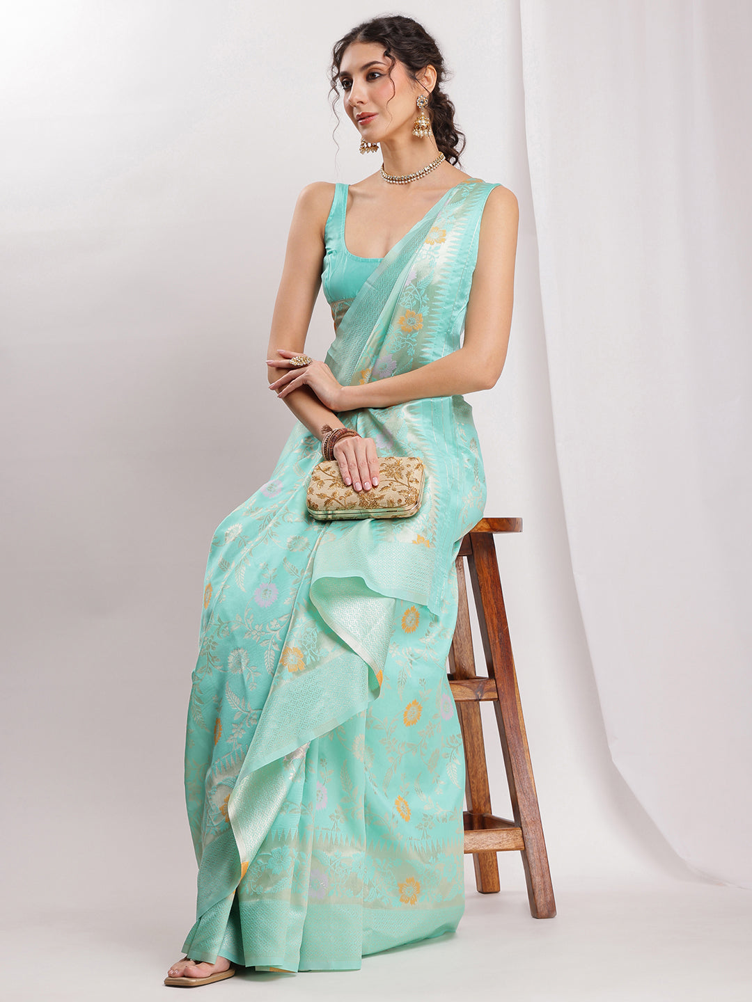 Janasya Sea Green Silk Blend Floral Jacquard Saree | Swadesiicart