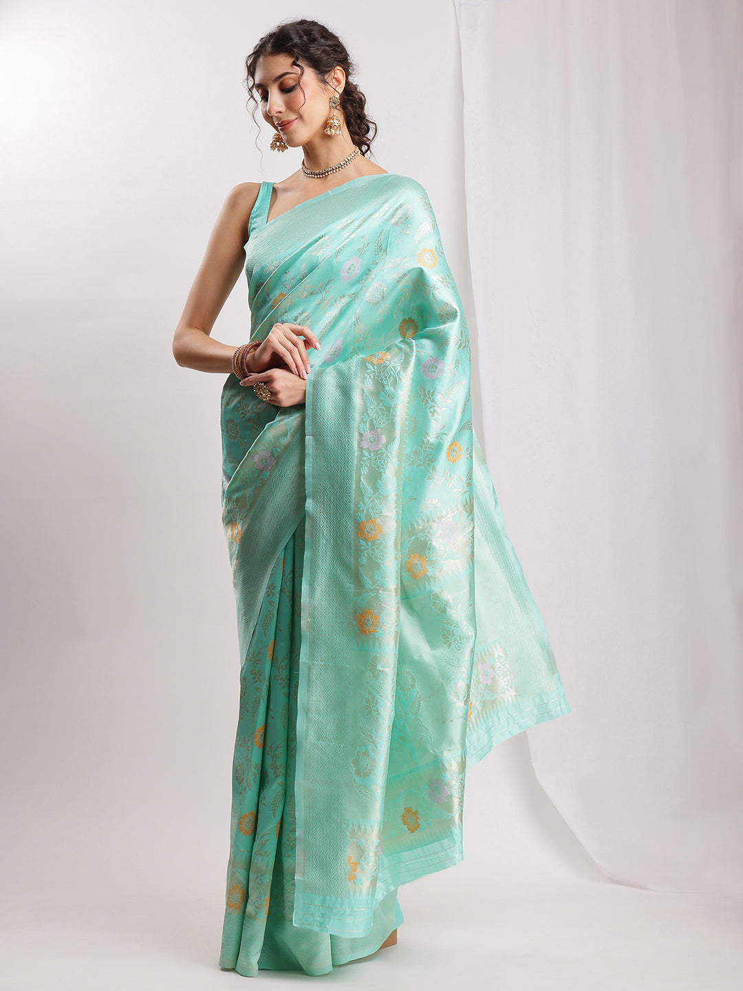 Janasya Sea Green Silk Blend Floral Jacquard Saree | Swadesiicart