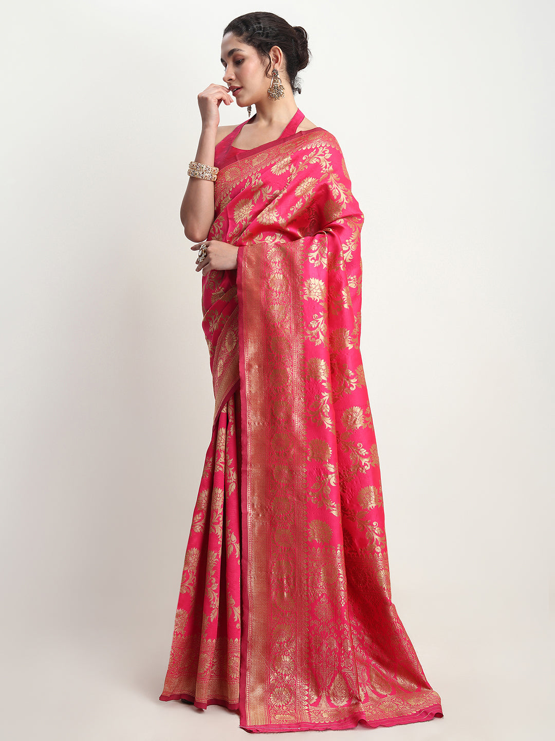 Janasya Pink Silk Blend Floral Jacquard Saree | Swadesiicart