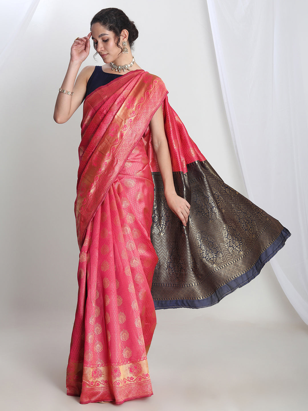 Janasya Pink Silk Blend Ethnic Motifs Jacquard Saree | Swadesiicart