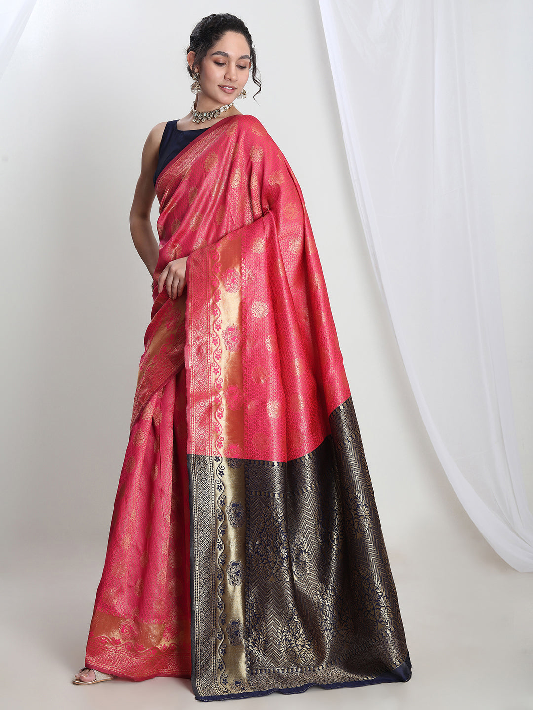 Janasya Pink Silk Blend Ethnic Motifs Jacquard Saree | Swadesiicart
