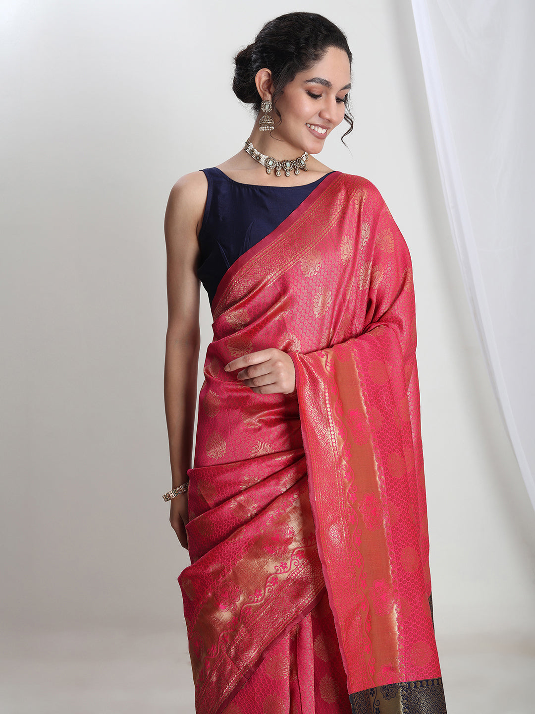 Janasya Pink Silk Blend Ethnic Motifs Jacquard Saree | Swadesiicart