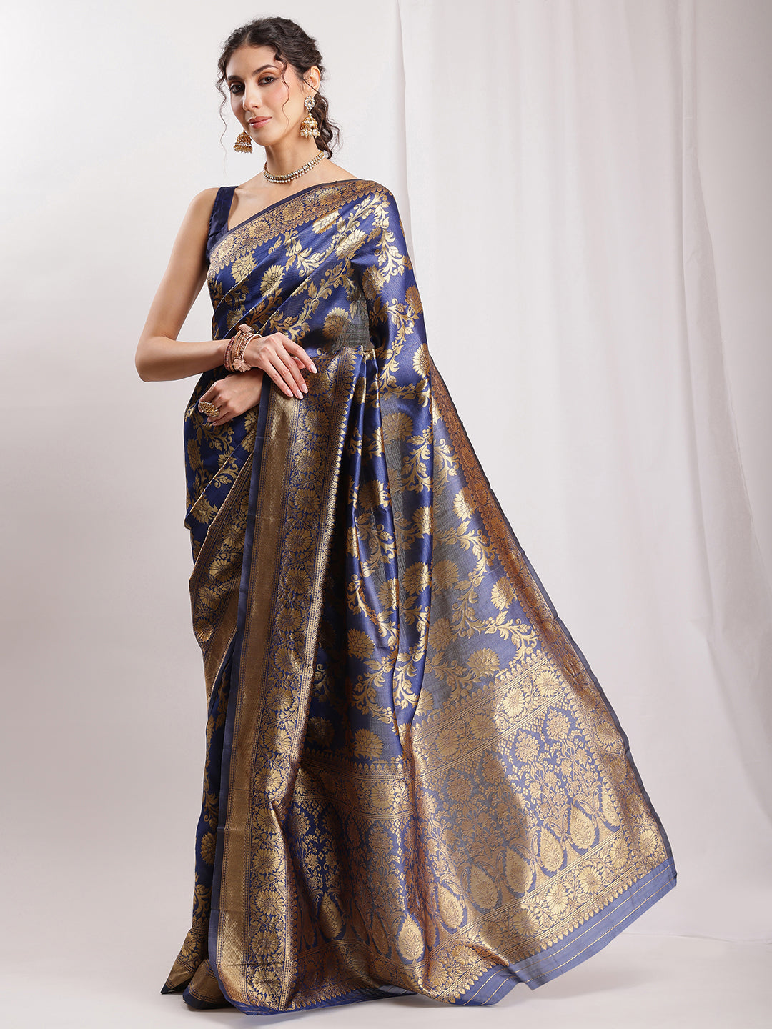Janasya Navy Blue Silk Blend Floral Jacquard Saree | Swadesiicart