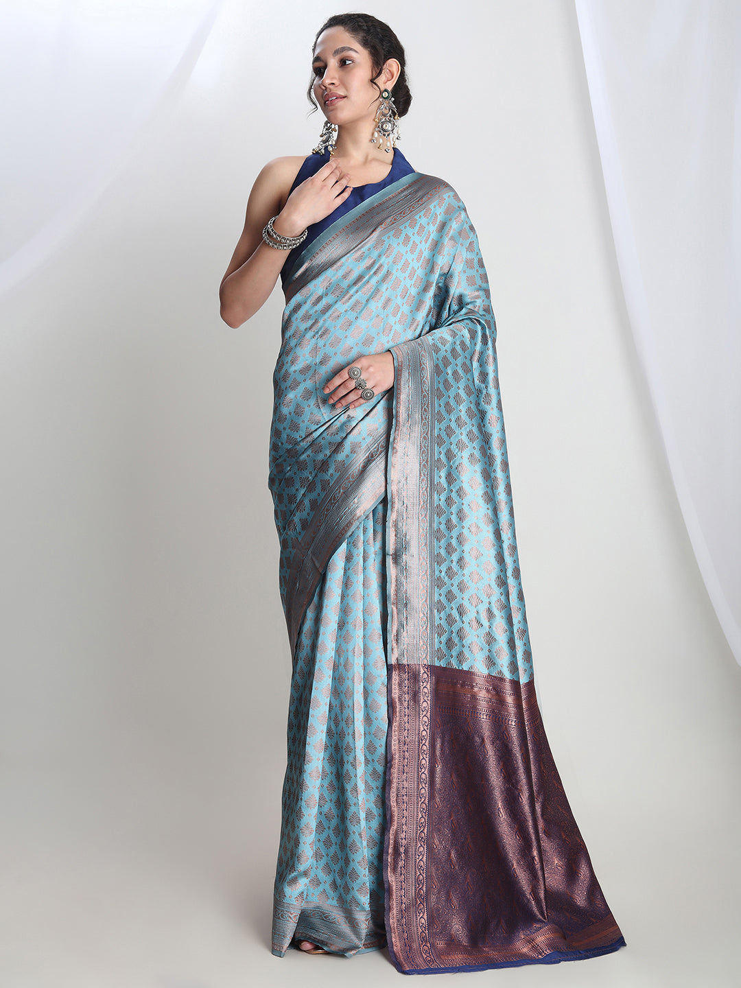 Janasya Light Blue Silk Blend Ethnic Motifs Jacquard Saree | Swadesiicart