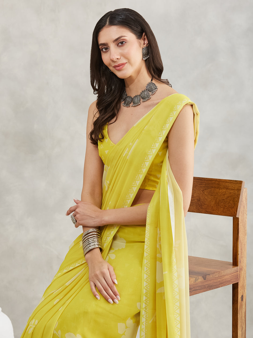 Janasya Lime Yellow Georgette Floral Printed Saree | Swadesiicart