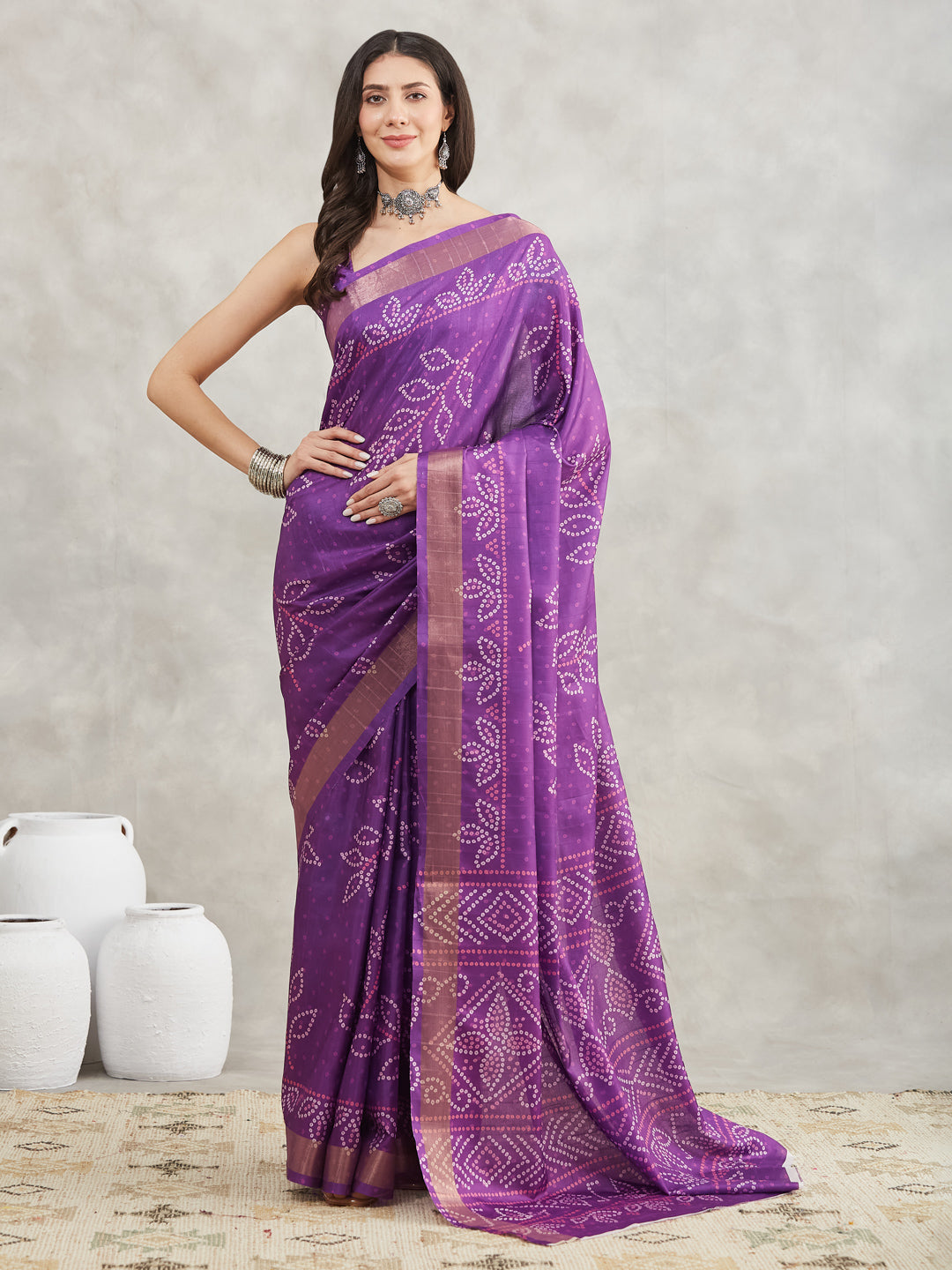 Janasya Purple Silk Blend Bandhani Printed Saree | Swadesiicart