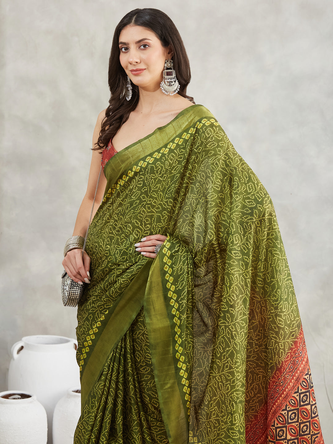 Janasya Mehndi Green Silk Blend Bandhani Printed Saree | Swadesiicart