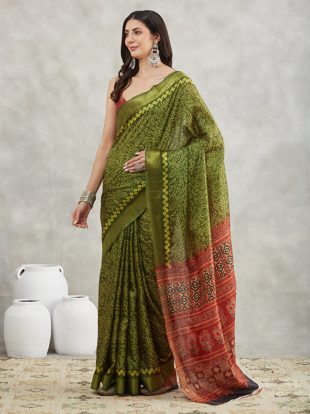Janasya Mehndi Green Silk Blend Bandhani Printed Saree | Swadesiicart