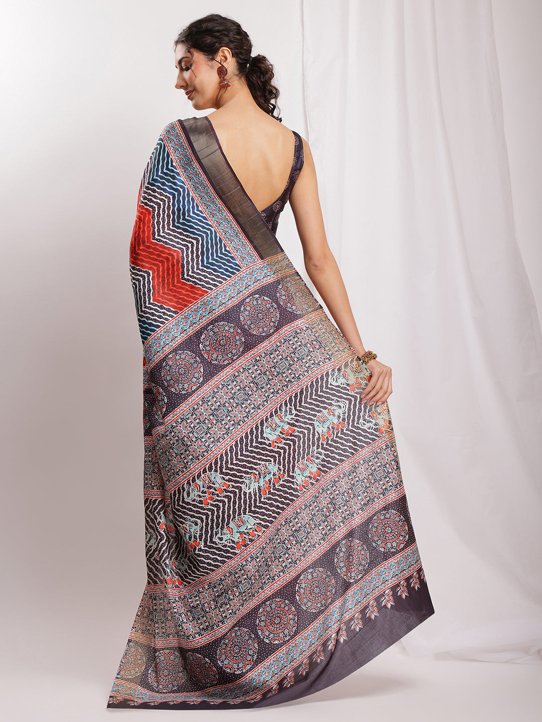 Janasya Multicolor Silk Blend Chevron Printed Saree | Swadesiicart