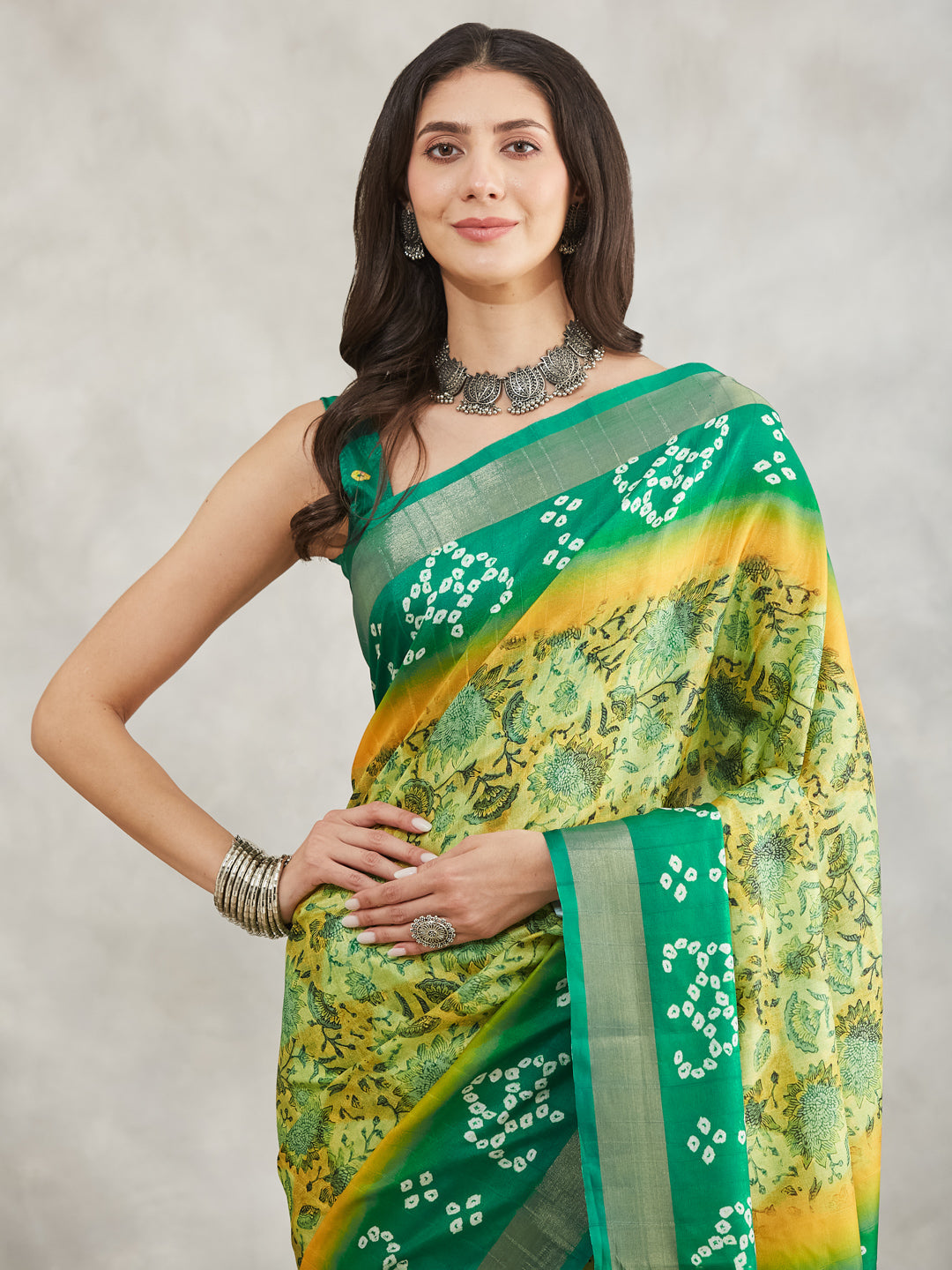 Janasya Mustard & Green Silk Blend Bandhani Printed Saree | Swadesiicart