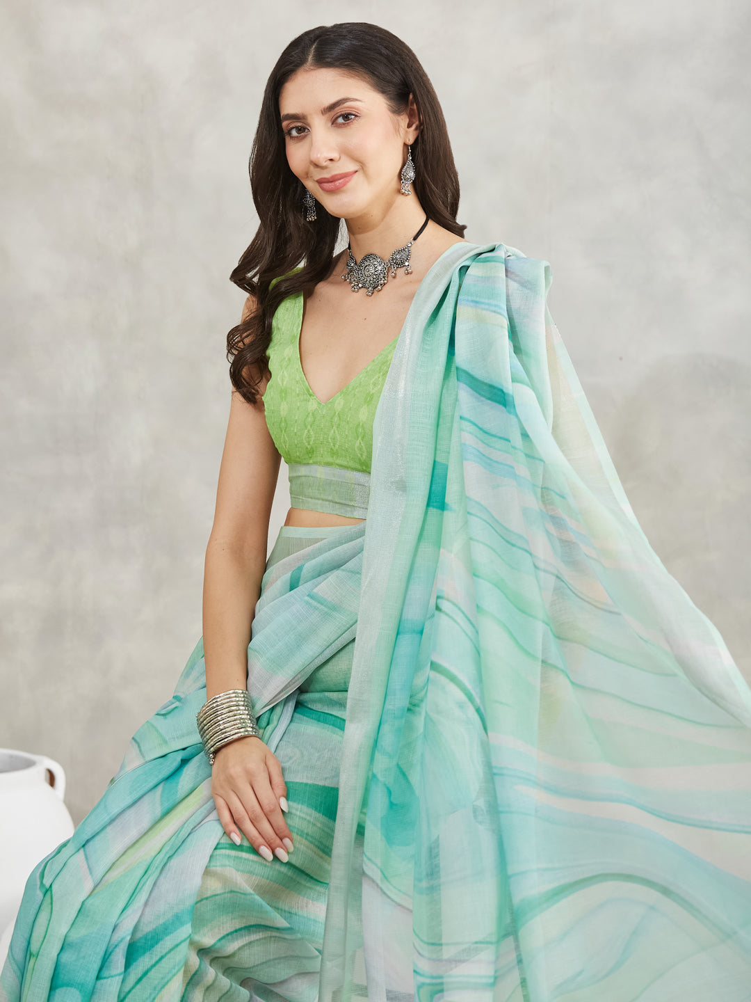 Janasya Sea Green Linen Blend Abstract Printed Saree | Swadesiicart