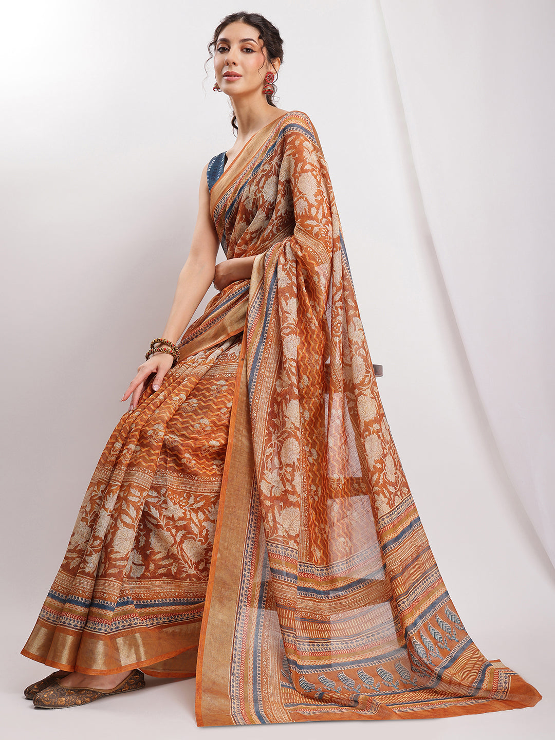 Janasya Brown Linen Blend Ethnic Motifs Printed Saree | Swadesiicart