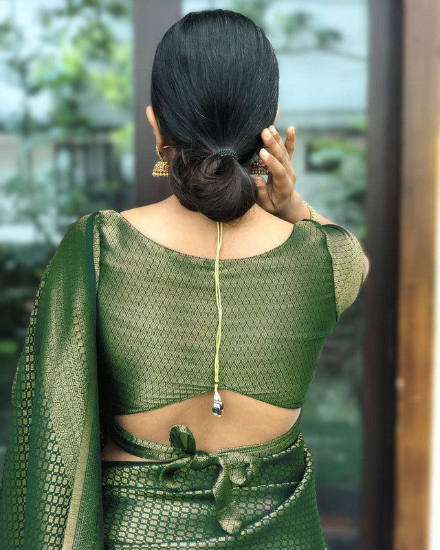 NOZ2TOZ Women Banarasi Silk Woven Saree With Blouse Piece - Green | Swadesiicart