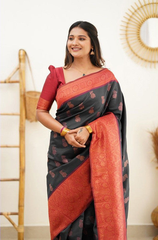 NOZ2TOZ Women Banarasi Silk Woven Saree With Blouse Piece - Black | Swadesiicart
