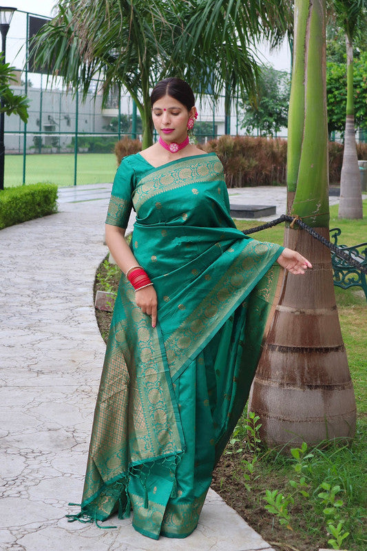 NOZ2TOZ Women Banarasi Silk Woven Saree With Blouse Piece - Teal | Swadesiicart