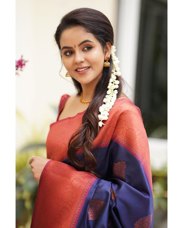 NOZ2TOZ Women Banarasi Silk Woven Saree With Blouse Piece - Navy Blue | Swadesiicart
