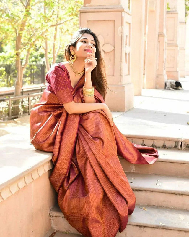 NOZ2TOZ Women Banarasi Silk Woven Saree With Blouse Piece - Maroon | Swadesiicart