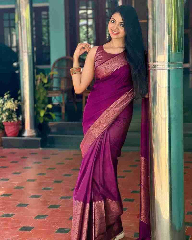 NOZ2TOZ Women Banarasi Silk Woven Saree With Blouse Piece - Magenta | Swadesiicart